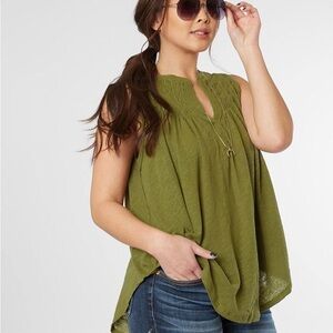 We The Free New To Town Hot Spring Green Tank Top Size S